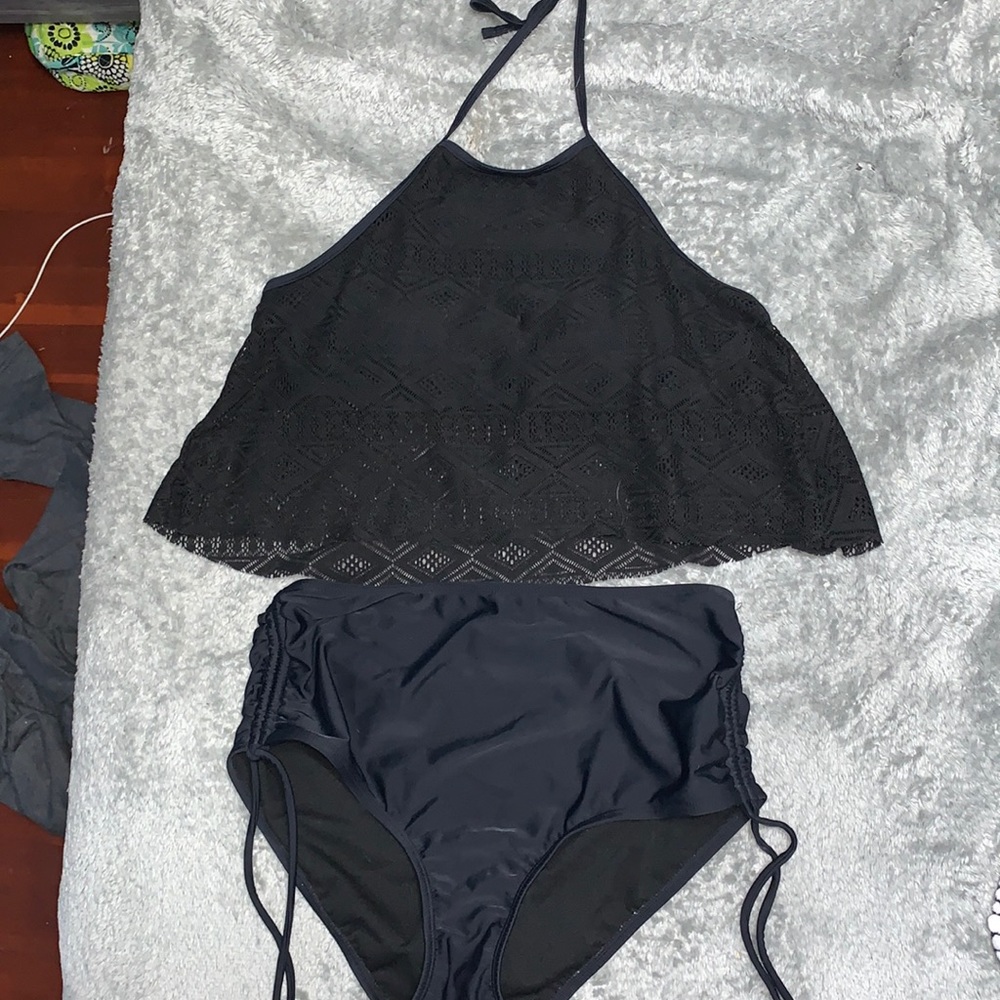 Black bathing suit set